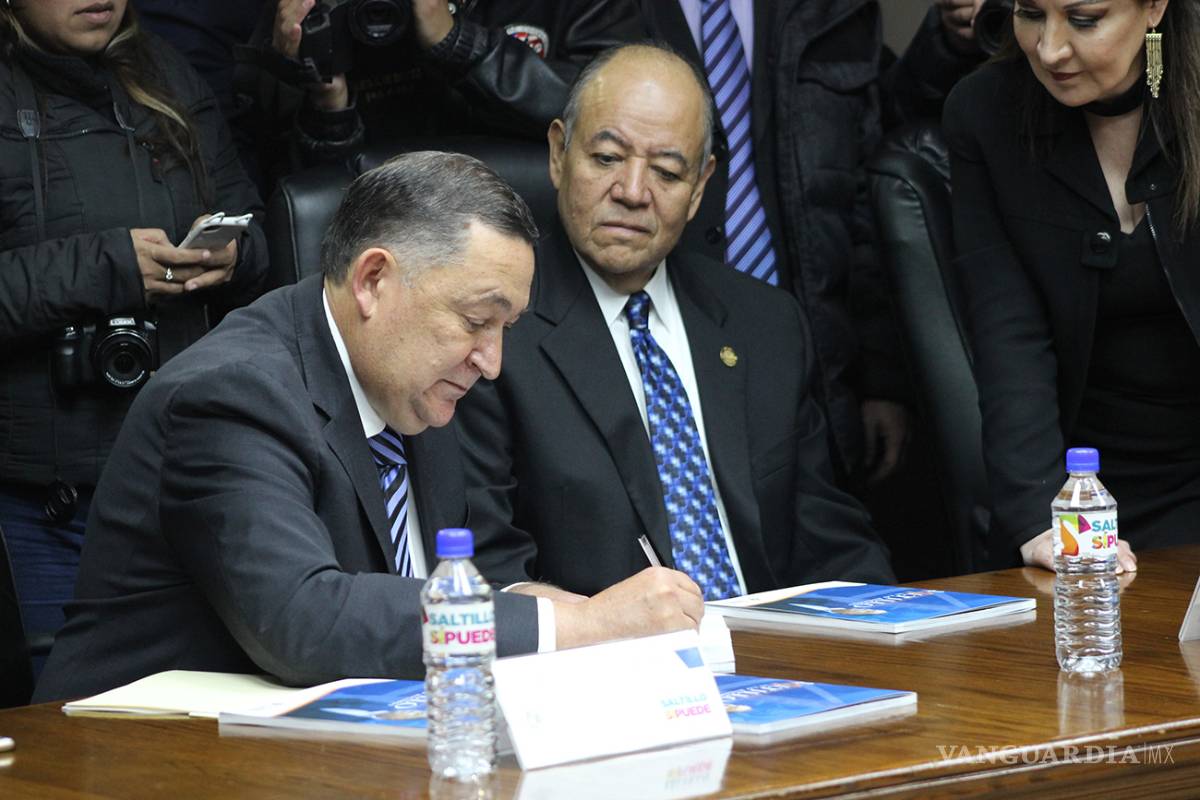 Entrega Isidro López su Cuarto Informe del Gobierno Municipal