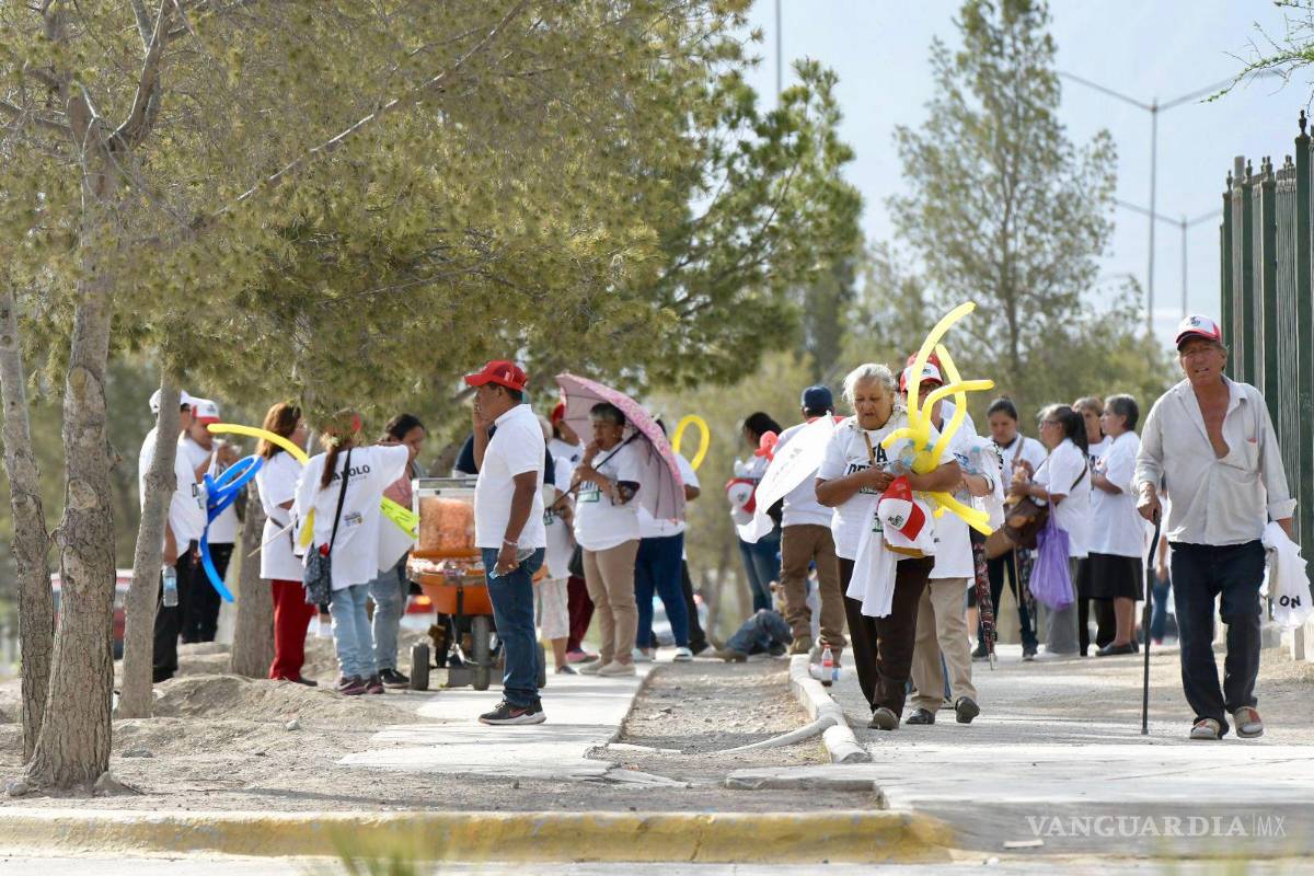 $!Simpatizantes acudieron para acompañar a sus candidatos.