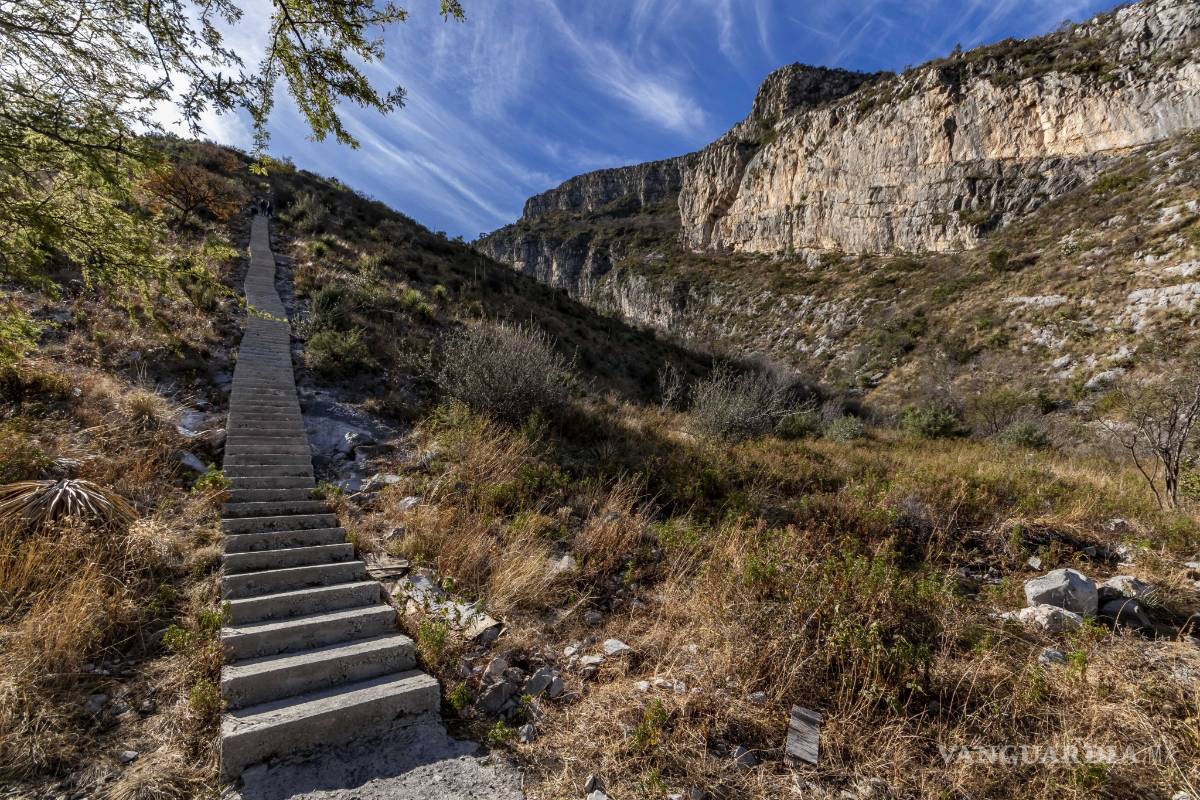 $!‘Escaleras al Cielo’: peligro para visitantes y el medio ambiente