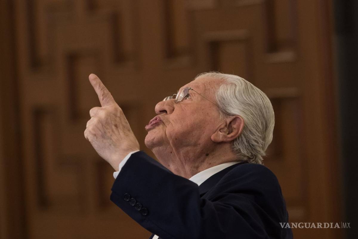 A sus 95 años Ignacio López Tarso, actor de la Época de Oro del cine mexicano se estrena en Facebook