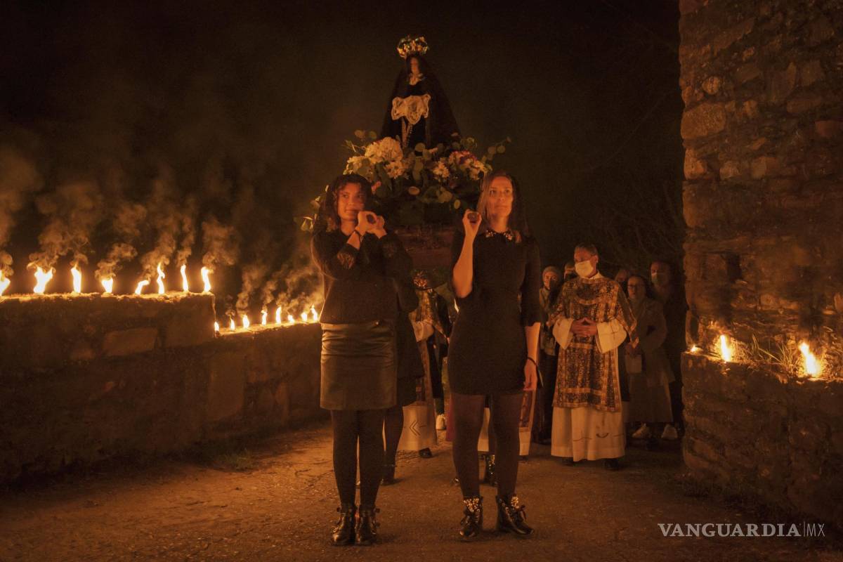 $!Celebración de la procesión de La Dolorosa, más conocida como la de los Caracoles, en la localidad orensana de O Castro, Vigo (España).