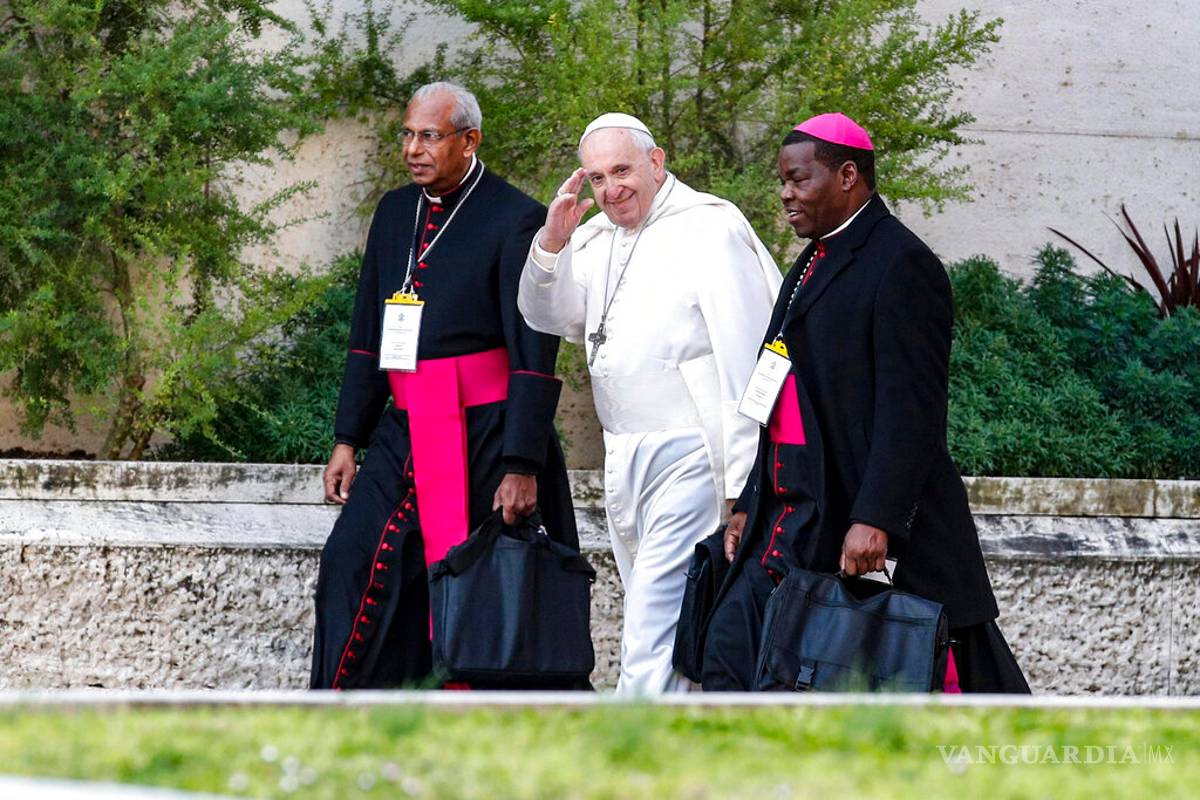Proponen eliminar el secreto pontificio en casos de abusos