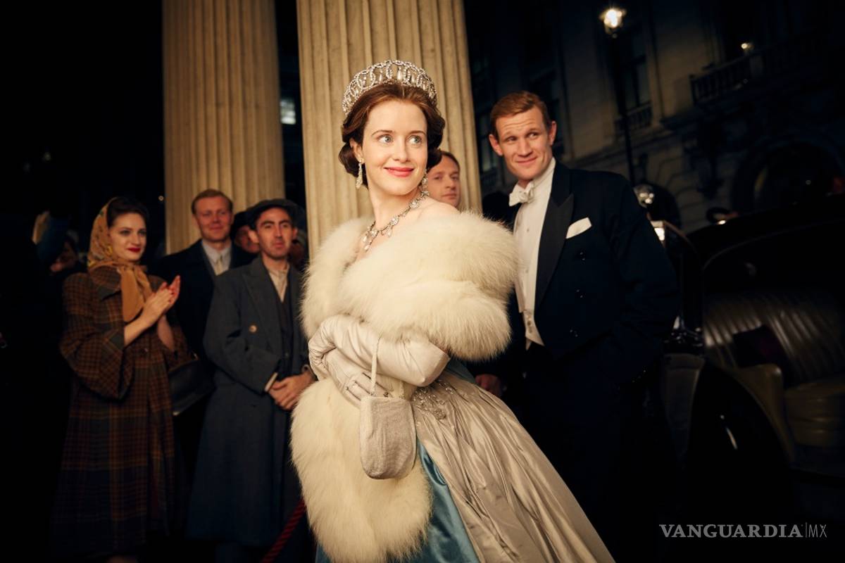 Isabel II rejuvenece en "The Crown", la gran apuesta de Netflix