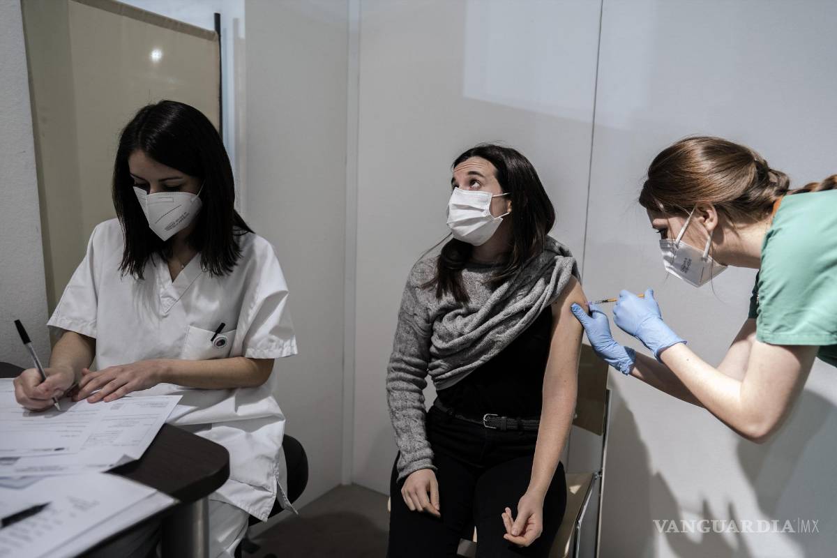 Mayoría de vacunas no ofrece defensa contra cepa Ómicron