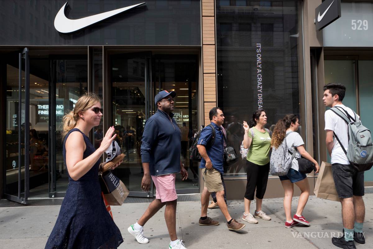 Comisión Europea multa a Nike con 12.5 mde
