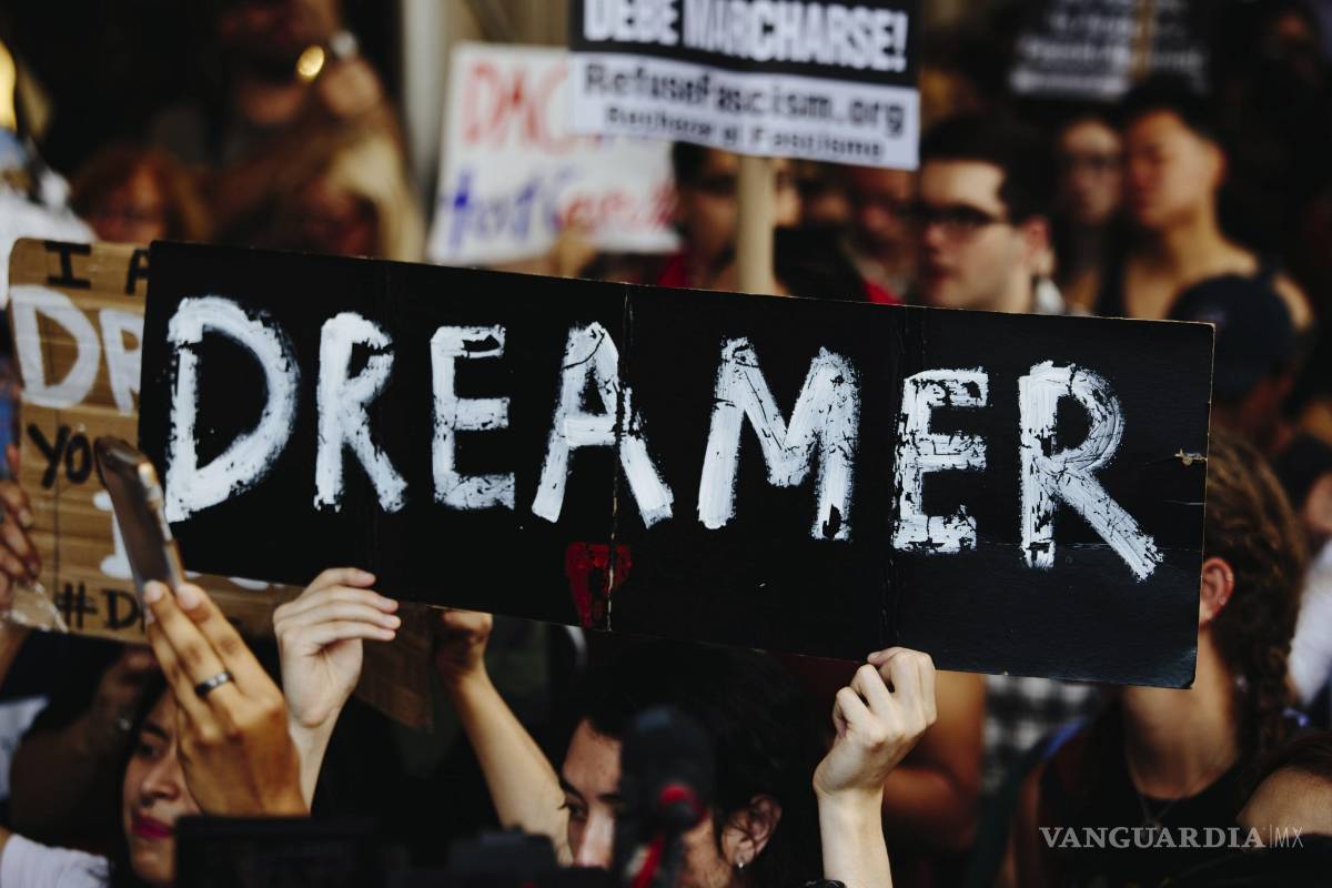 Facebook, Apple y Google lamentan y critican el fin de DACA