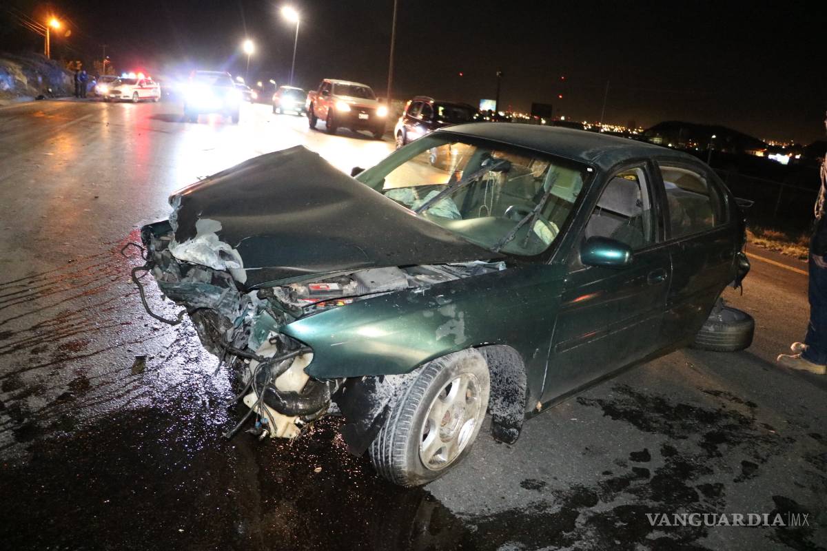 Hombre conduce en estado de ebriedad y choca