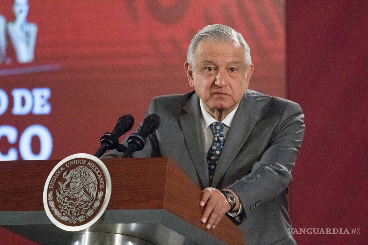 AMLO minimiza renuncias en la CNDH y pide que 'vean los antecedentes'