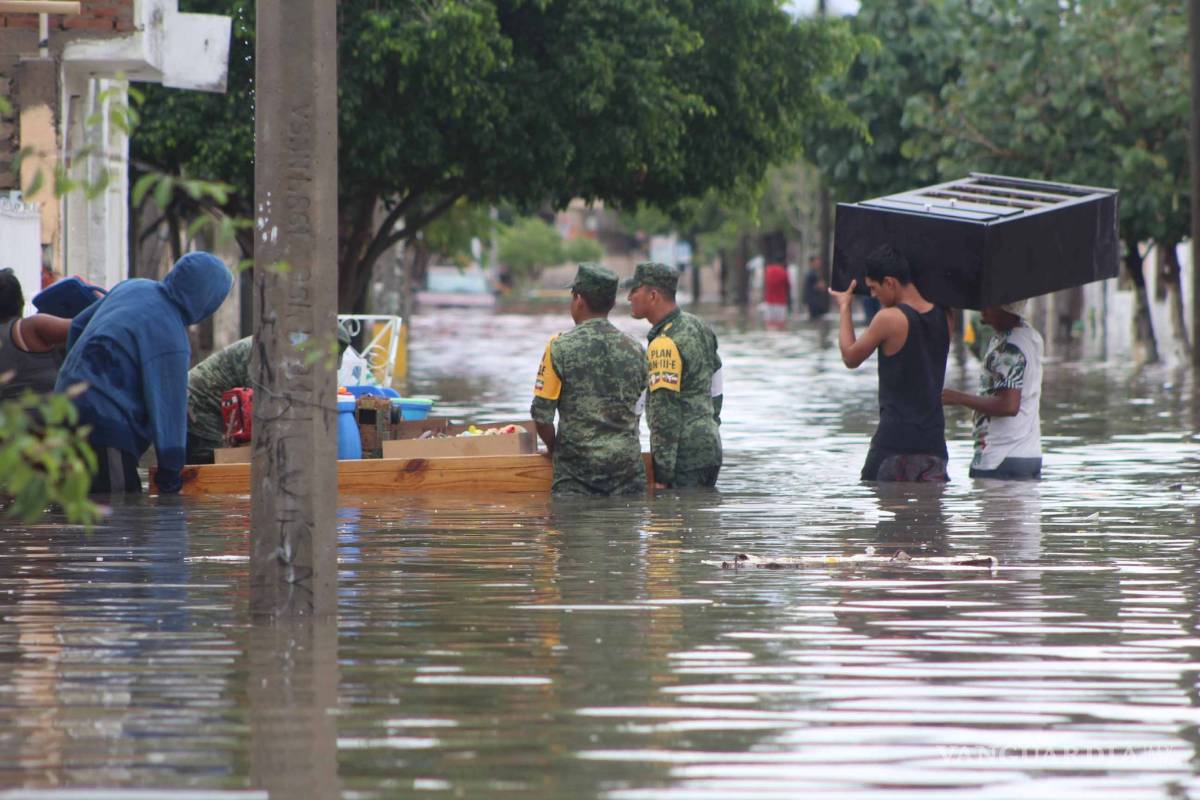 Se mantiene contingencia por fuertes lluvias en Torreón, Coahuila; evacúan a más de 200 familias de sus domicilios