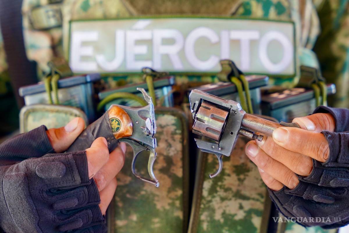 $!Ciudadanos acudieron desde temprano al módulo de canje, que operará durante toda la semana en un horario de 9:00 a 13:00 horas.