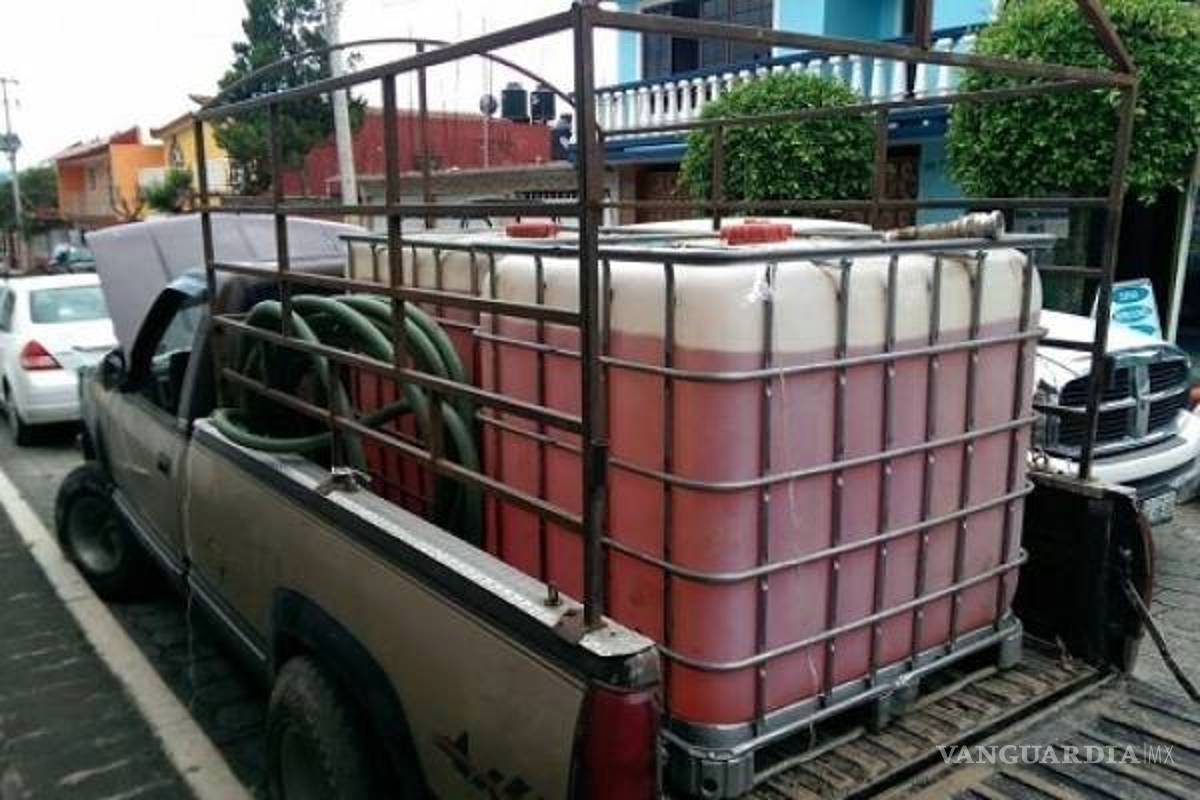 Detienen a siete probables delincuentes y aseguran combustible robado en carretera Torreón-Saltillo