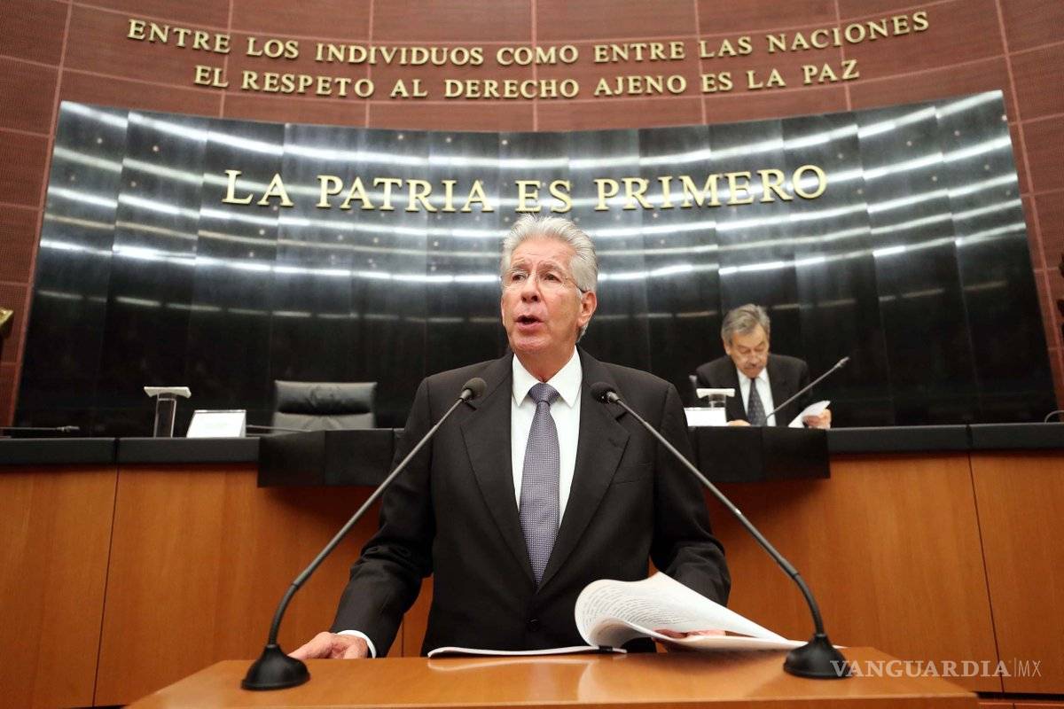 No es factible aeropuerto de Santa Lucía: Gerardo Ruiz Esparza