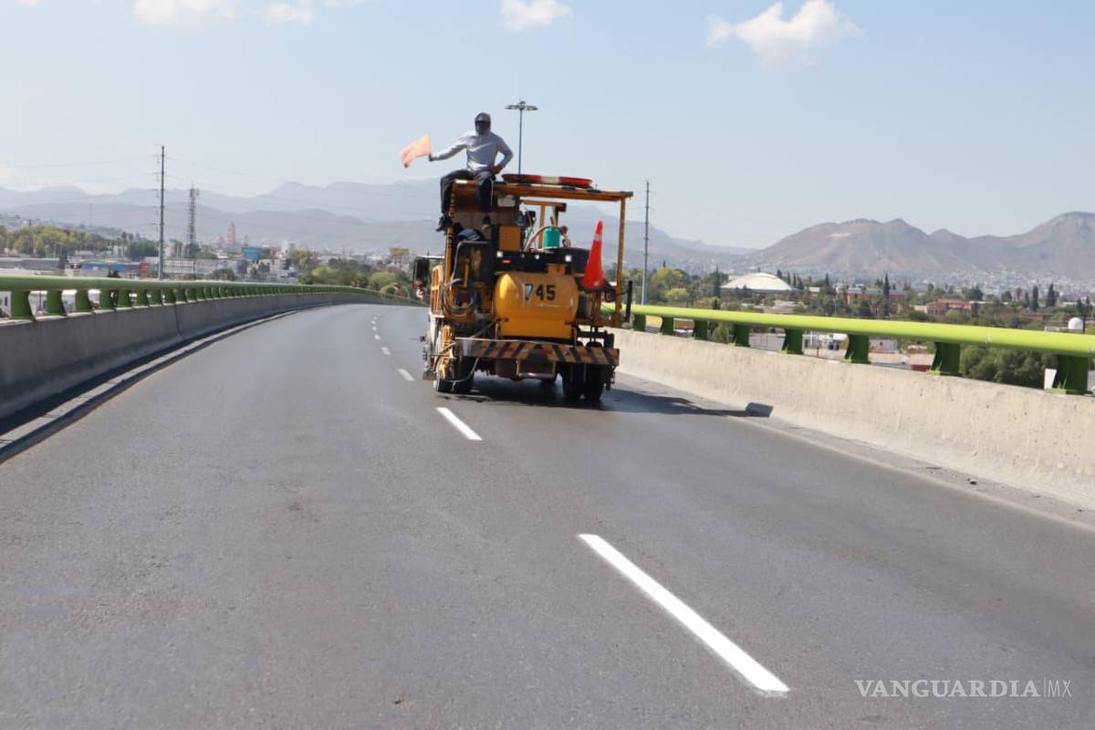 Saltillo: delimitan carriles en bulevares para mejorar seguridad vial