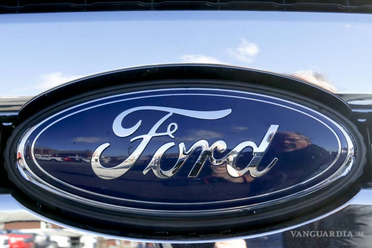 Llama Ford a revisión casi 2 millones de vehículos con airbag de Takata