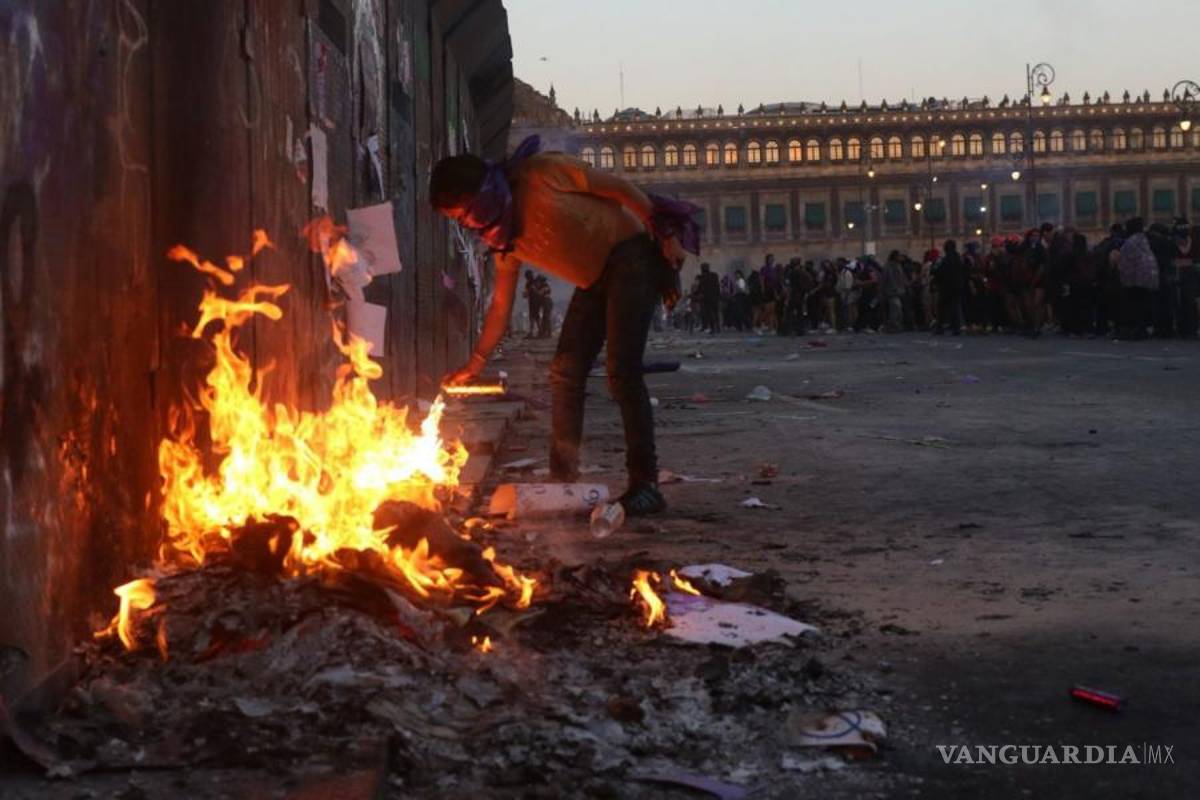8M: Entre el dolor y la rabia con el grito de “Ni una más” miles de mujeres toman las calles en México (fotos)