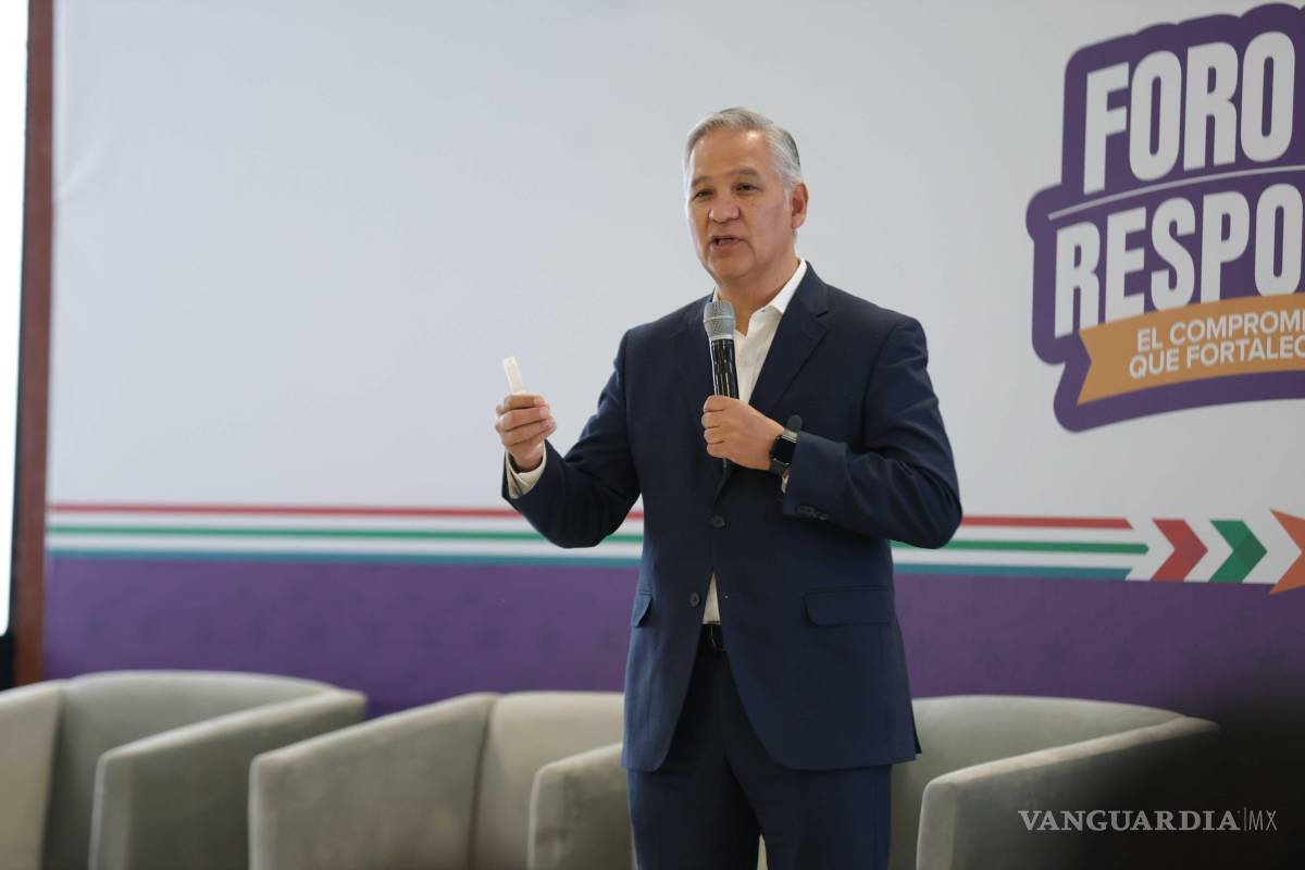 $!El presidente ejecutivo del Cemefi, Ricardo Bucio Mújica, señaló que se busca capacitar a las empresas y promover la inversión de recursos públicos y privados en prácticas responsables.