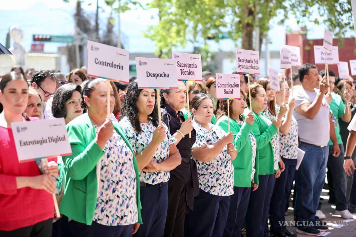 $!El alcalde destacó la importancia de la colaboración entre instancias gubernamentales, organizaciones civiles, el sector privado y la ciudadanía para garantizar la seguridad de la comunidad.