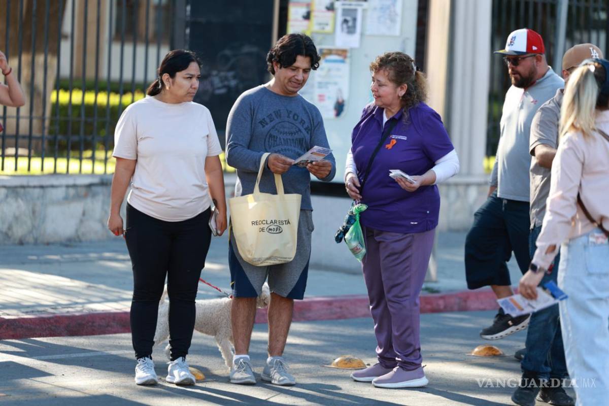 $!Niños, jóvenes y adultos participaron en actividades deportivas y recreativas colocadas a lo largo del circuito dominical.