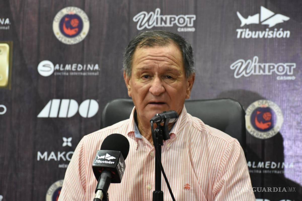 Enrique Meza deja la dirección técnica de los Tiburones Rojos