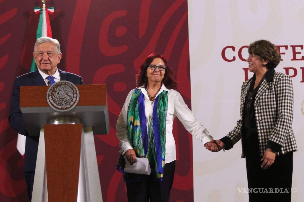 $!el mandatario despidió a Delfina Gómez, a quien le agradeció el trabajo realizado durante poco más de un año al frente de la SEP.