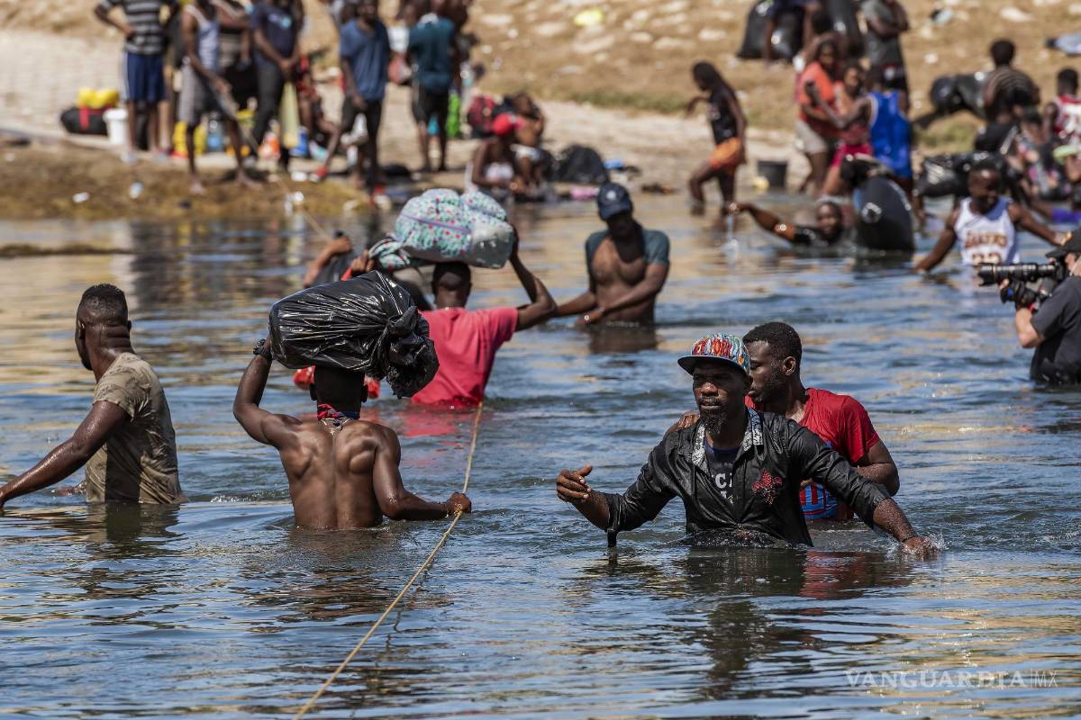 $!Aunque el campamento se instaló en EU, constantemente tenían que cruzar al lado mexicano para conseguir alimento.