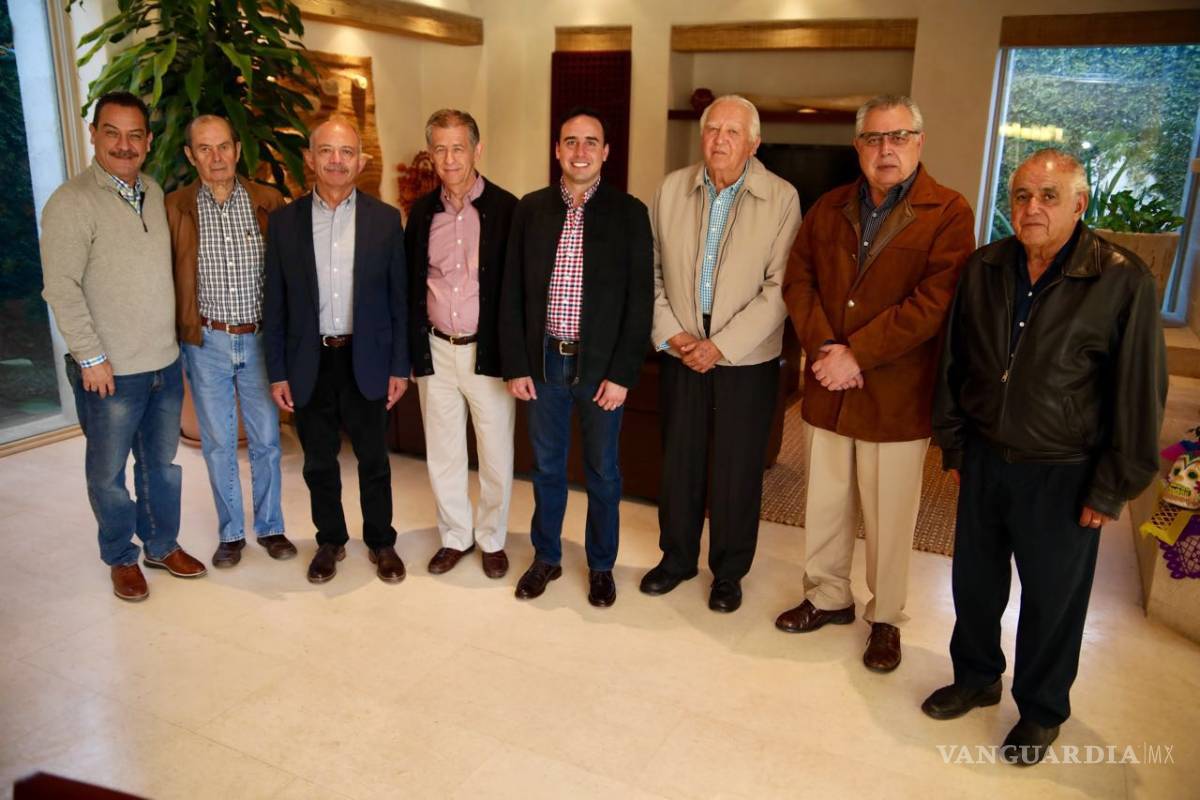 Ex alcaldes priistas de Saltillo aconsejan a Manolo Jiménez