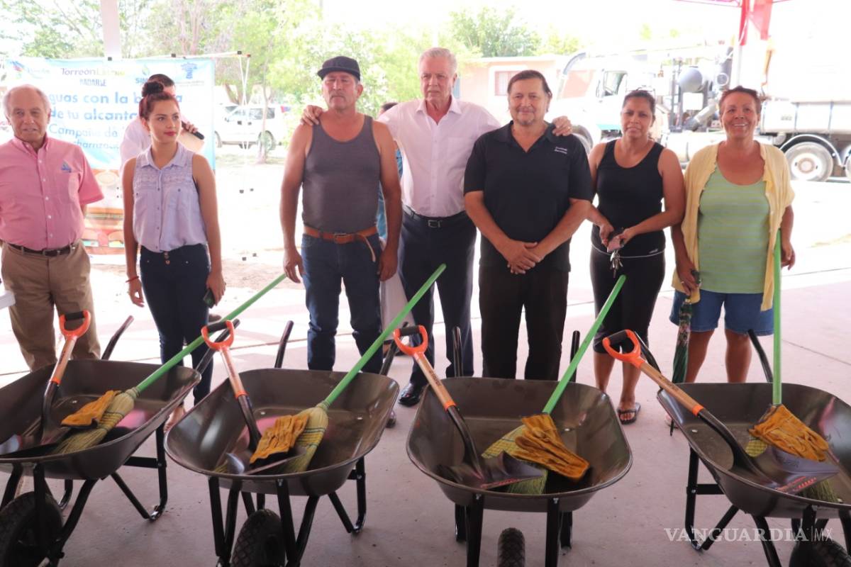 Emprende Jorge Zermeño campaña de limpieza en la colonia Santiago Ramírez de Torreón