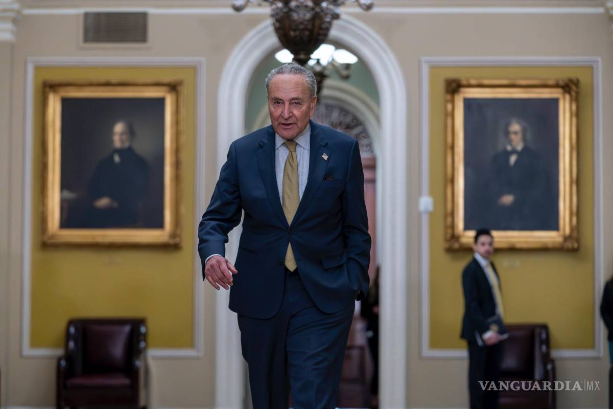 $!El líder de la mayoría del Senado, Chuck Schumer, en el Capitolio de Washington.