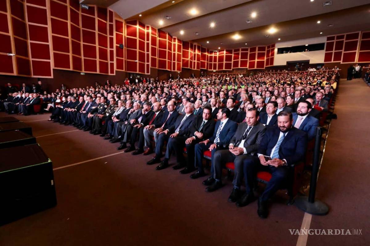 $!Asistentes a la ceremonia de Fraustro Siller.