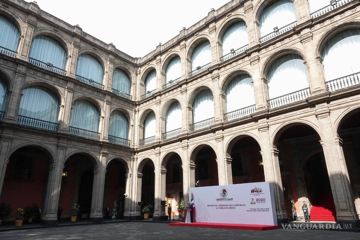 El rey pequeñito y su larga perorata de prejuicios imperturbables