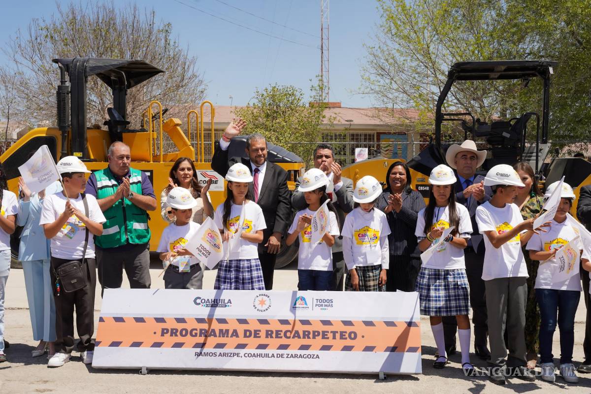 $!Integrantes del Cabildo Infantil asistieron al inicio de la obra, promoviendo el compromiso cívico entre las nuevas generaciones.