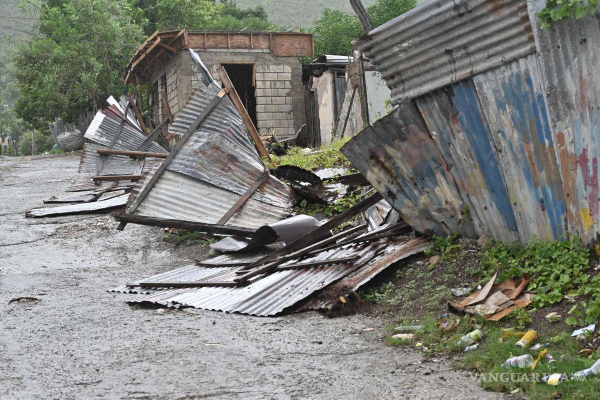 $!Una casa afectada por el paso del huracán Melissa en Kingston, Jamaica.