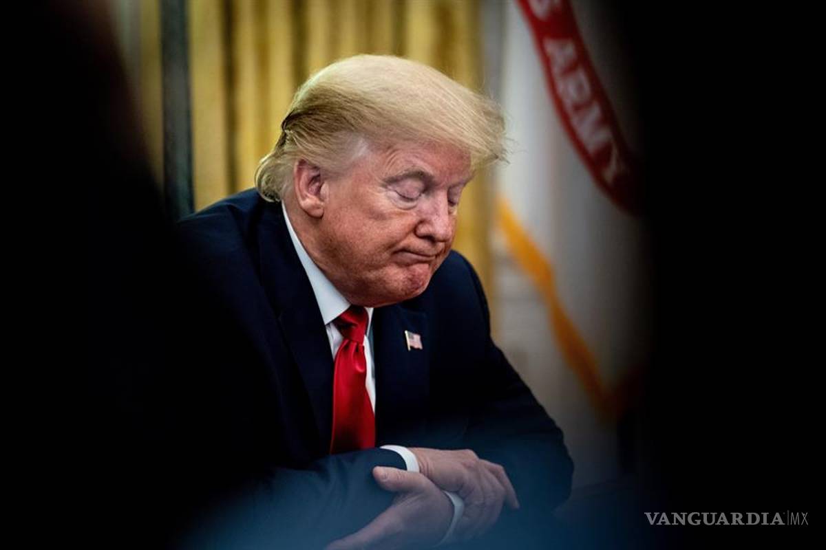 Trump espera que muertes por COVID-19 sean menos de 100 mil personas