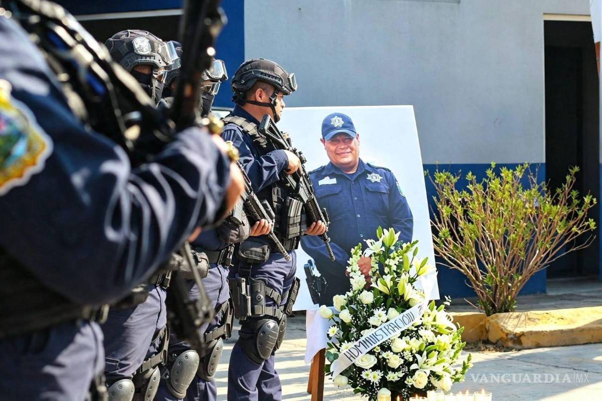 $!El homenaje contó con la presencia de integrantes de distintas corporaciones de seguridad.