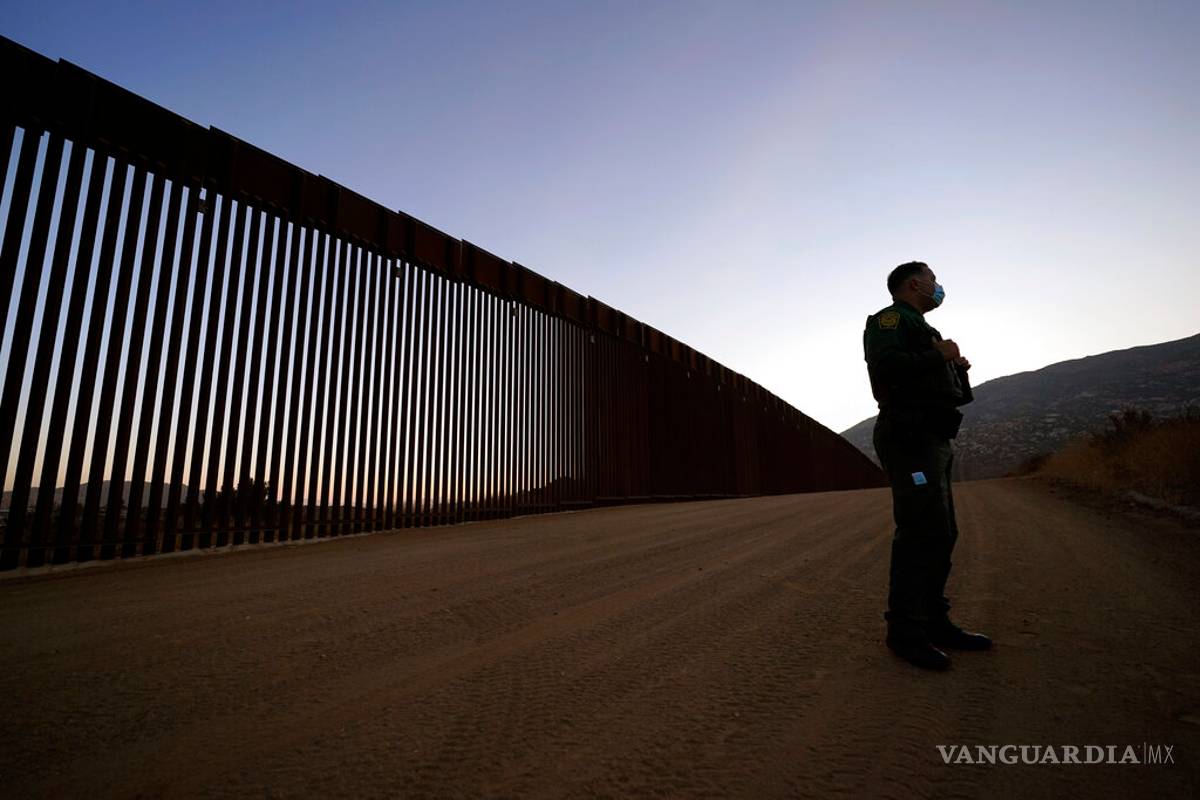 Presumen funcionarios de Trump avances en muro fronterizo a días de elección