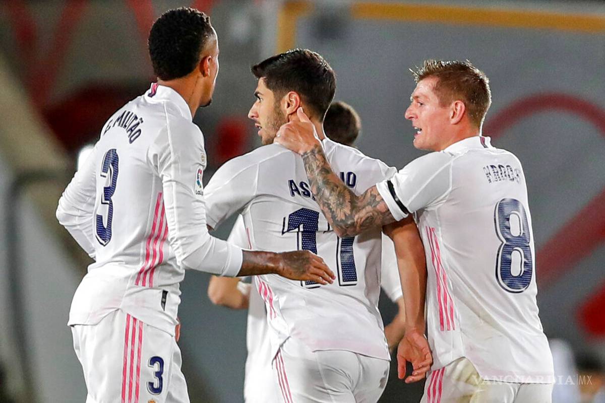 Real Madrid rescata un empate de último minuto