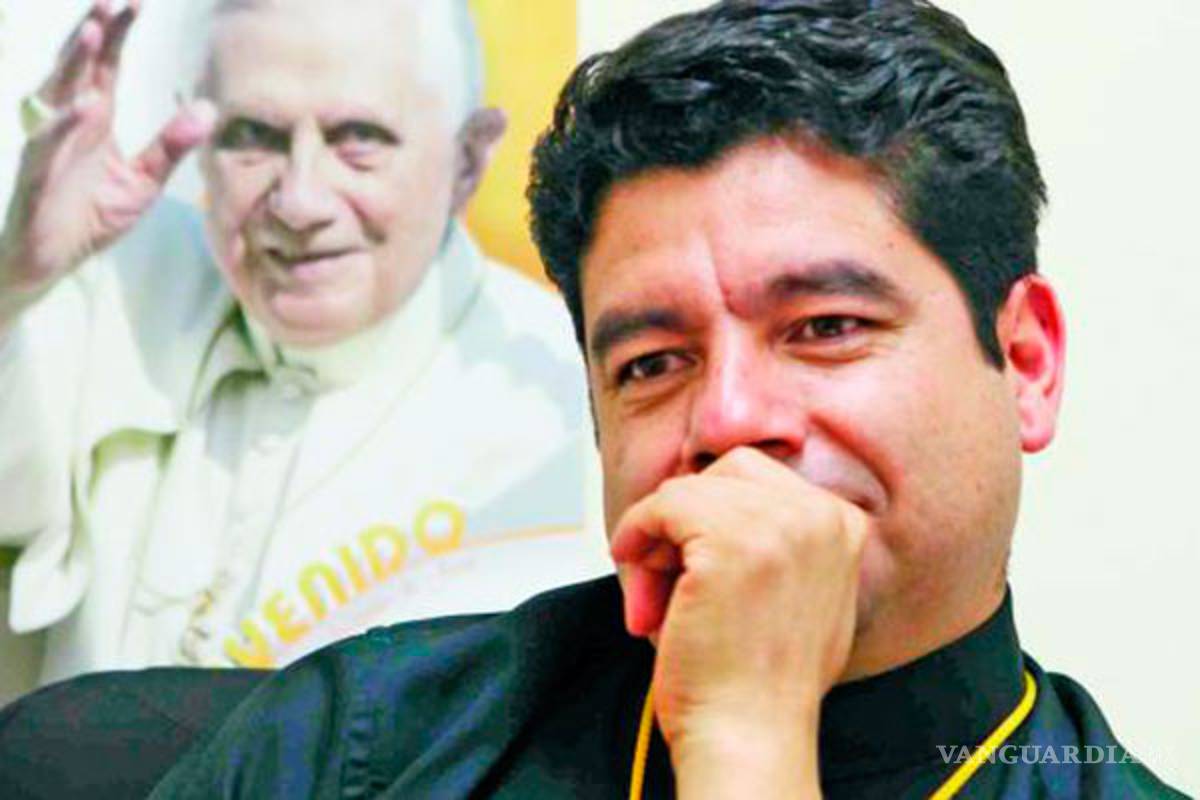 Colegio contrata sacerdote acusado de violar niñas; ahora atacó a alumnas