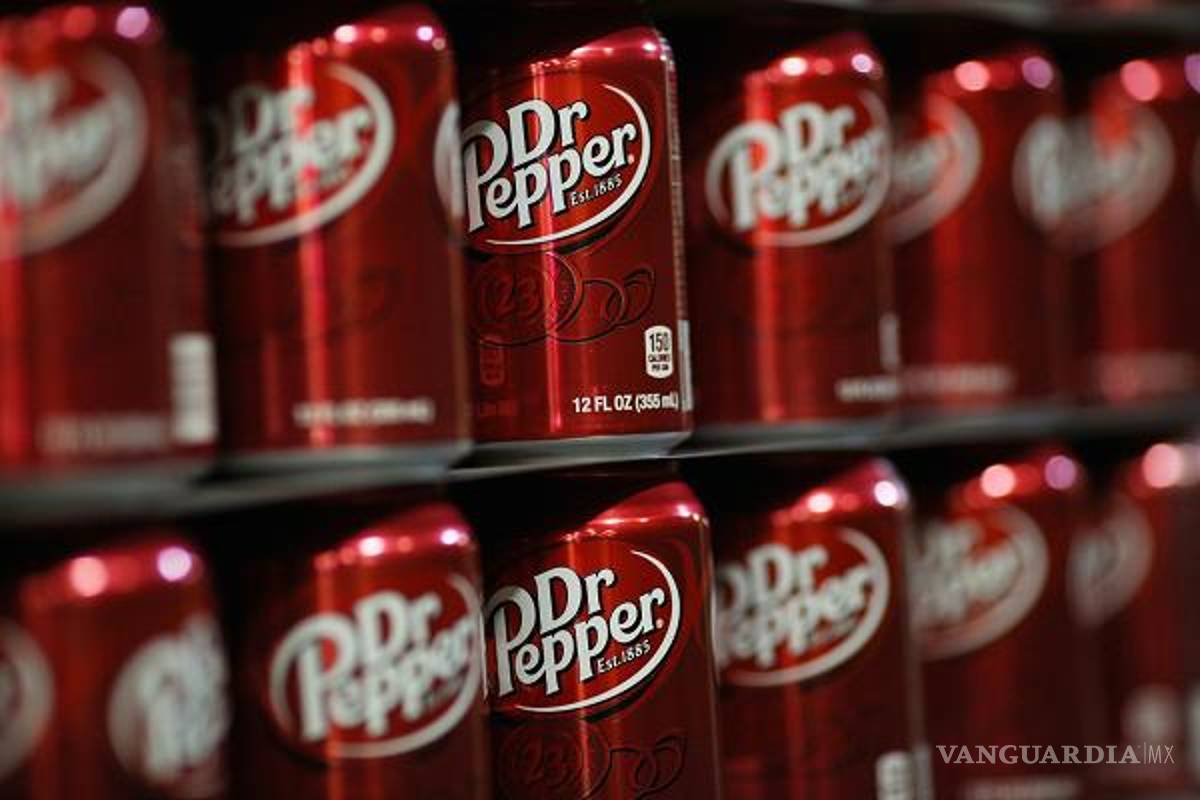 Nace gigante de bebidas, Keurig compra Dr. Pepper Snapple