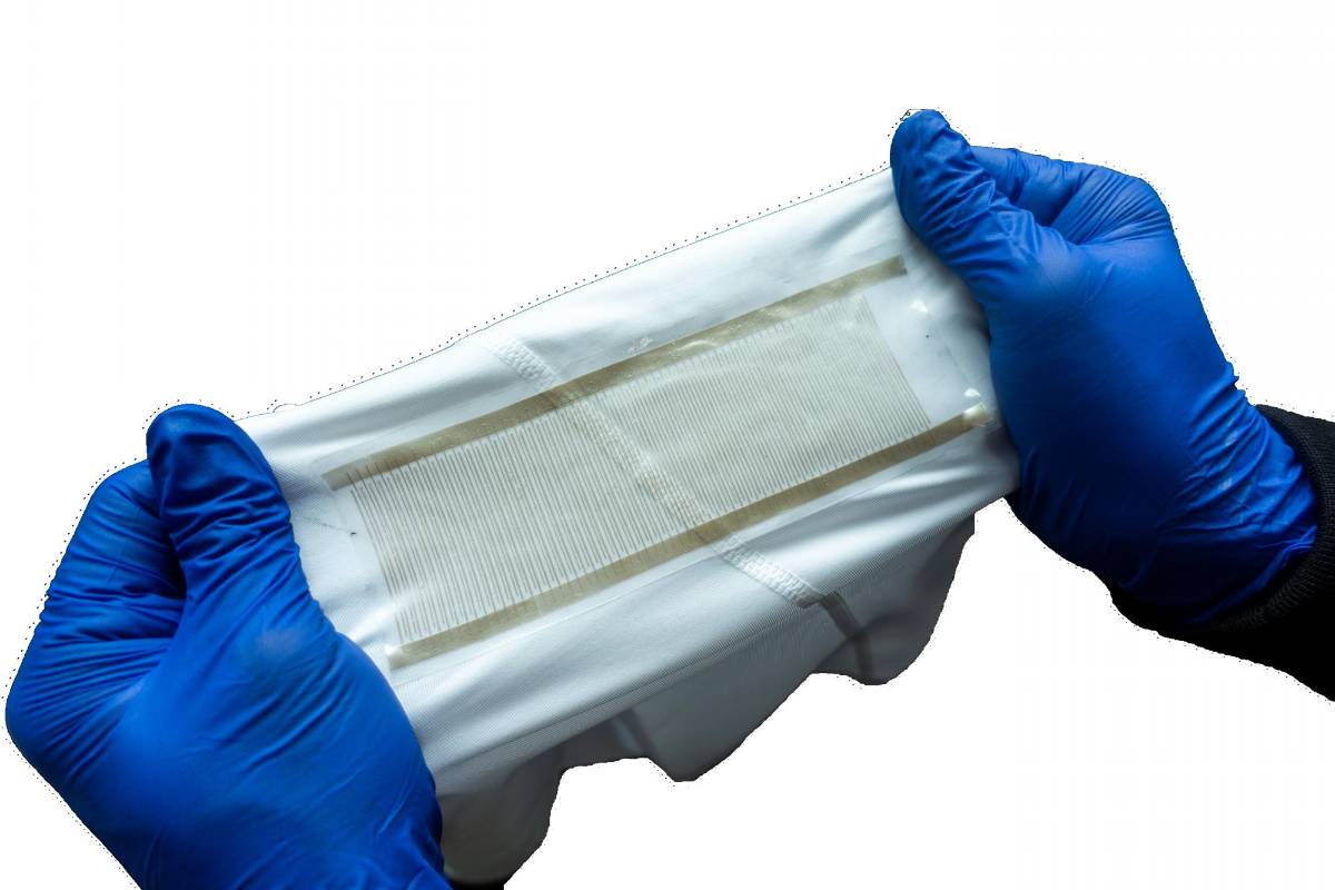 $!Los circuitos electrónicos impresos son flexibles y estirables. EFE/UC San Diego