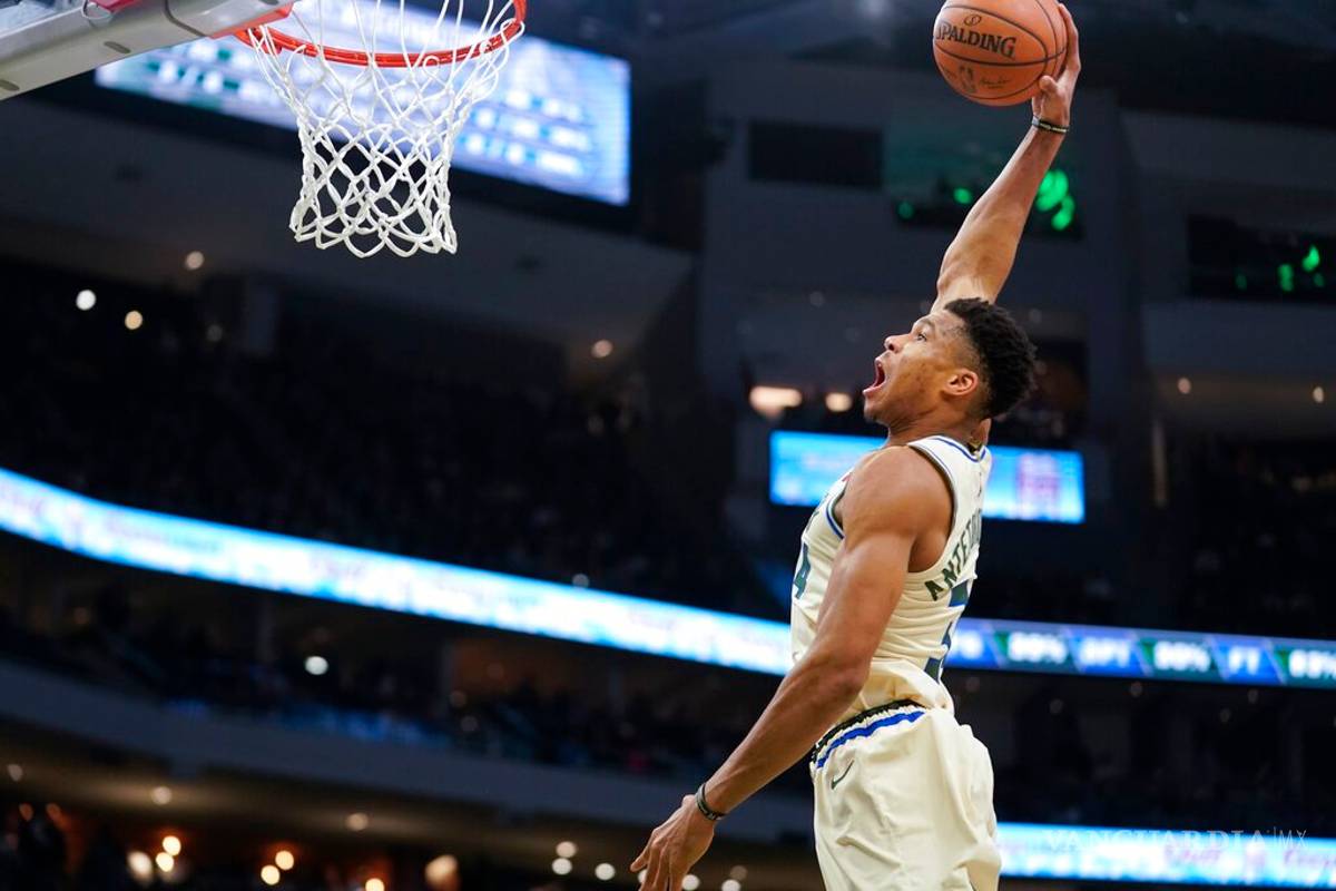 $!Antetokounmpo considera que LeBron es de otro planeta