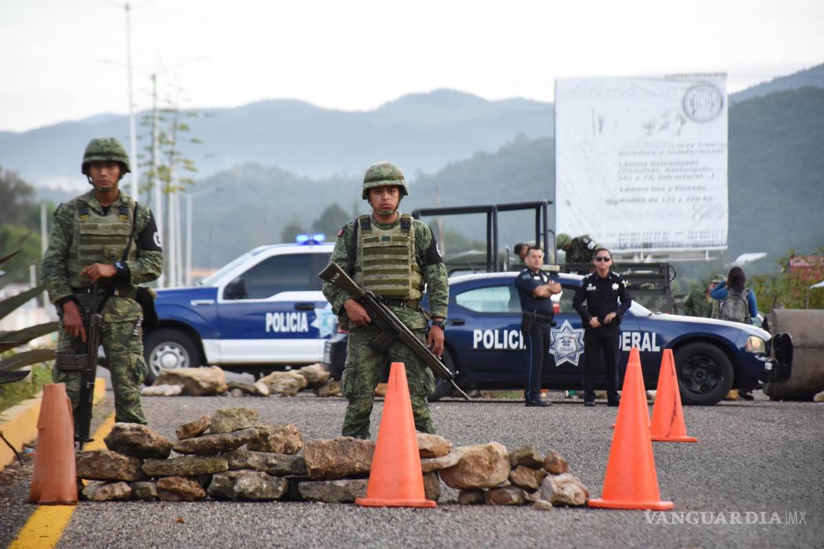 En la frontera sur ‘Guardia Nacional crea muro humano’
