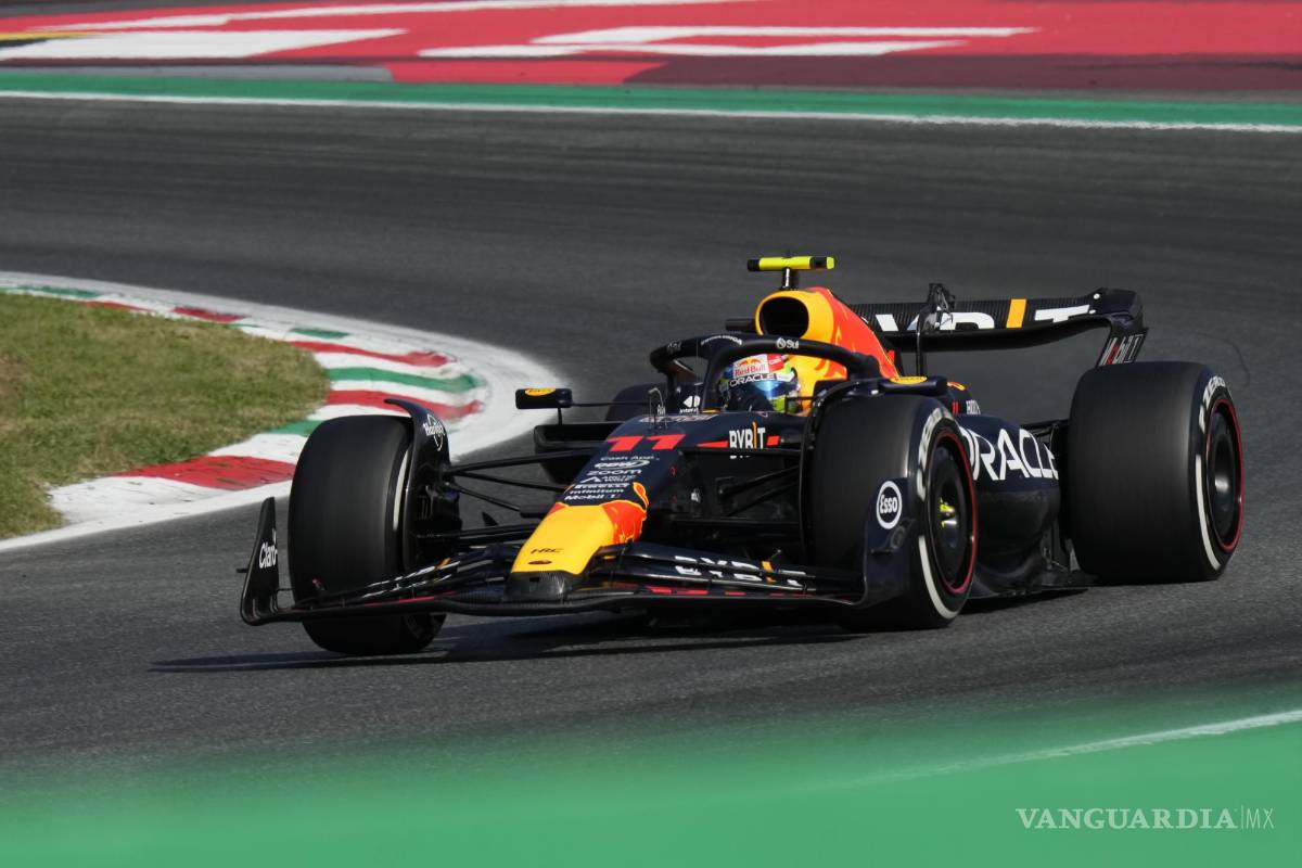 Checo Pérez largará quinto en el Gran Premio de Italia; Carlos Sainz le quita la Pole Position a Max Verstappen