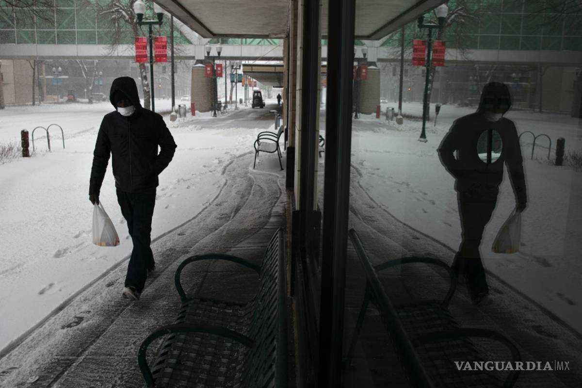 Tormenta invernal provoca intensas nevadas en el norte de EU