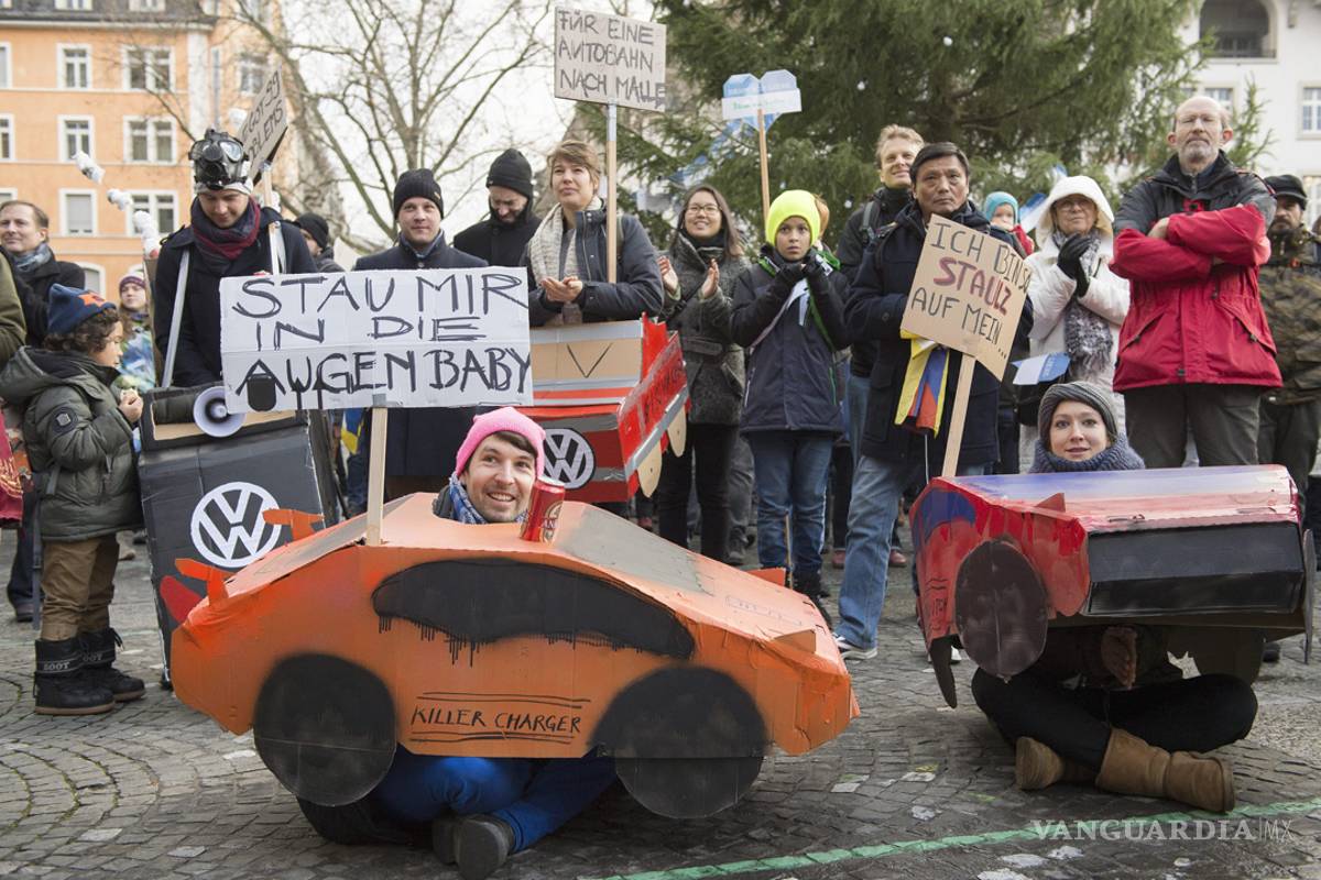Se manifiestan en Suiza a favor de políticas medioambientales