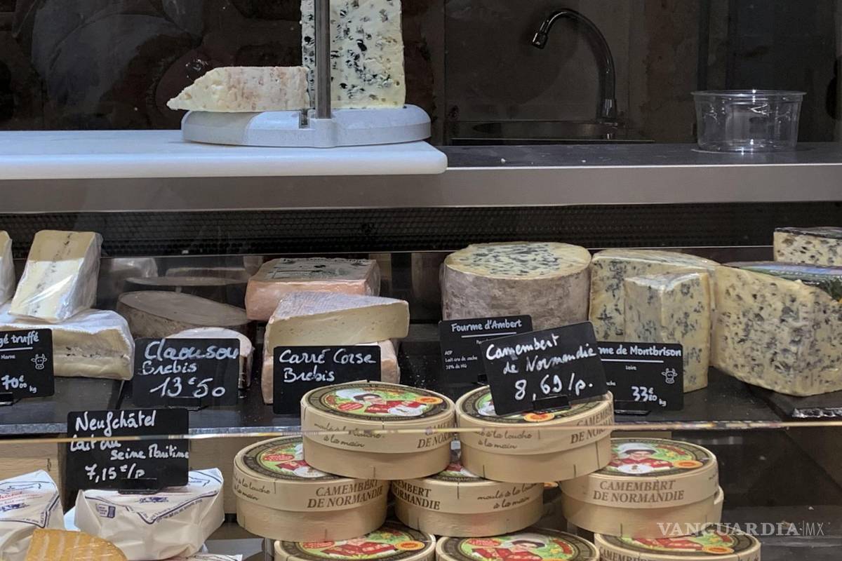 $!De las 14,436 toneladas de roquefort producidas en 2023, equivalente a un volumen de negocio de 320 mde, de las cuales el 28 % estuvieron destinadas a la exportación
