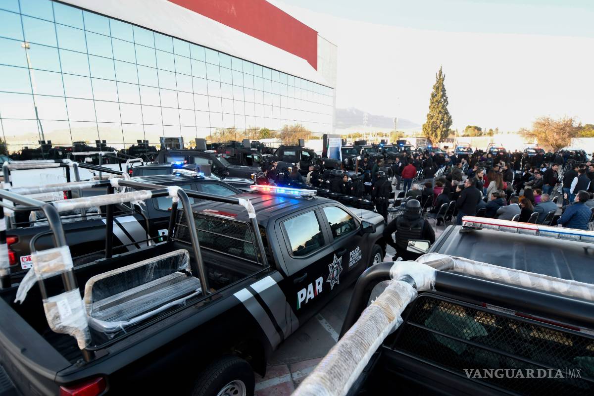 $!Entrega Miguel Riquelme 10 unidades tácticas a las fuerzas de seguridad en Coahuila