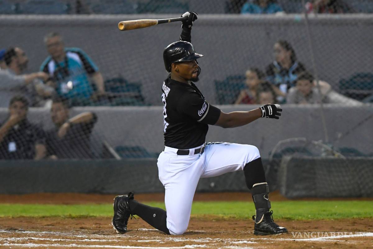 $!Saraperos, directo a los playoffs tras vencer a los Tecolotes