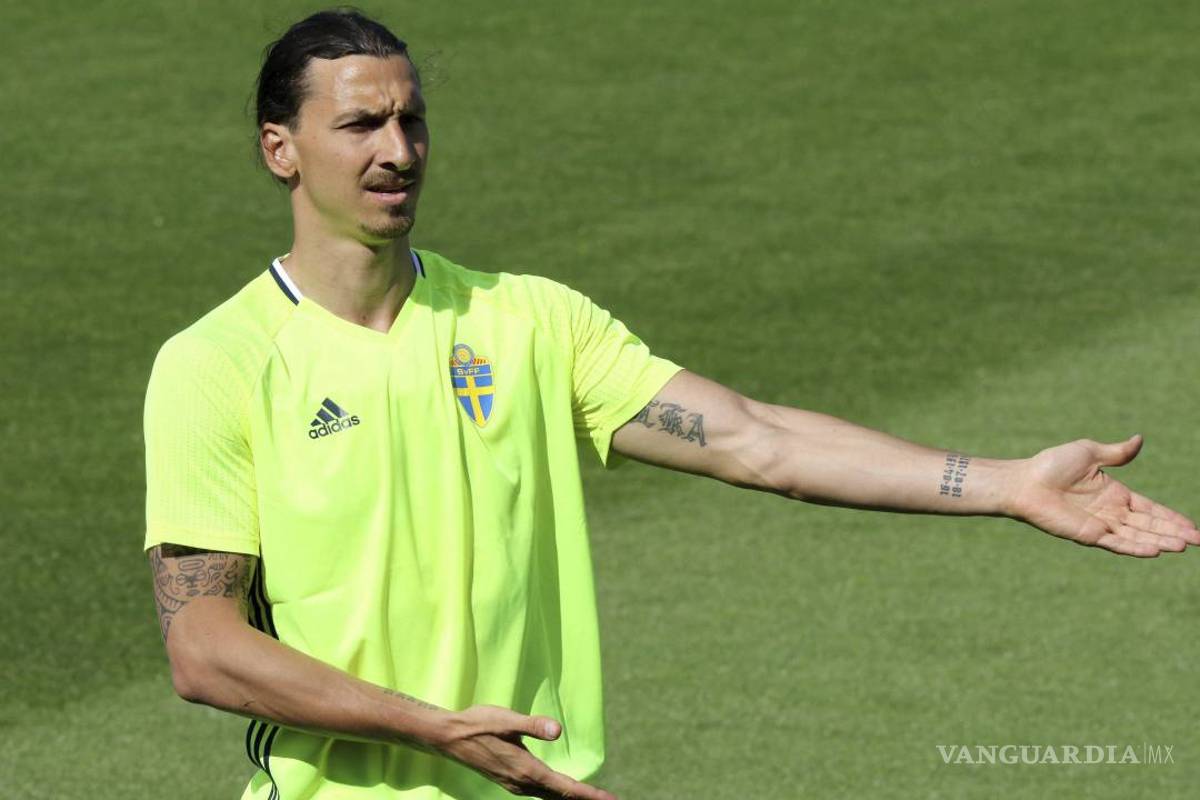 Ibrahimovic retrasa traspaso al United para cobrar bono