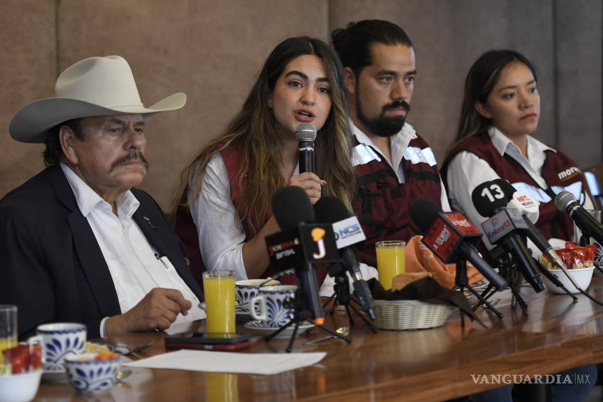 $!“Quien ha hecho un trabajo desde al inicio es Armando Guadiana, mientras otros se la pasaban muy bien en Acapulco”, expresó la diputada y coordinadora de comunicación.