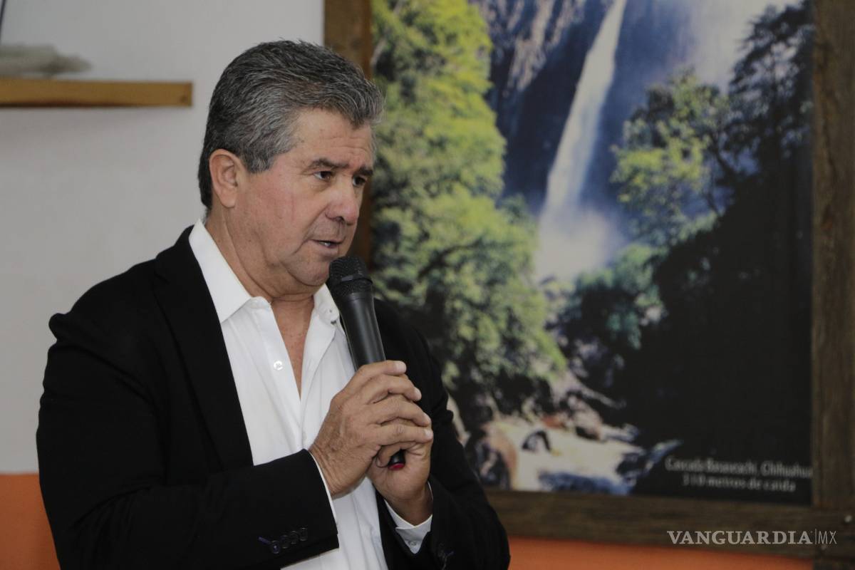 Denuncian maestros ante Fiscalía Anticorrupción de Coahuila, desvíos por tres mil millones de pesos